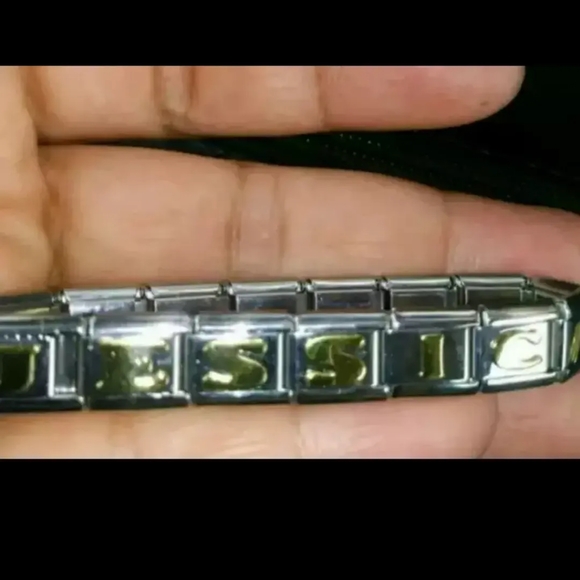 JESSICA NAME. TODDLERS' STRETCH BRACELET. - Picture 2 of 3